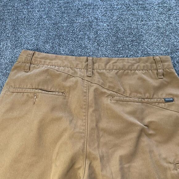 Volcom Corpo Class Shorts Size 32 Brown Mens Chino Skater Surf Cotton Polyester - Picture 4 of 16